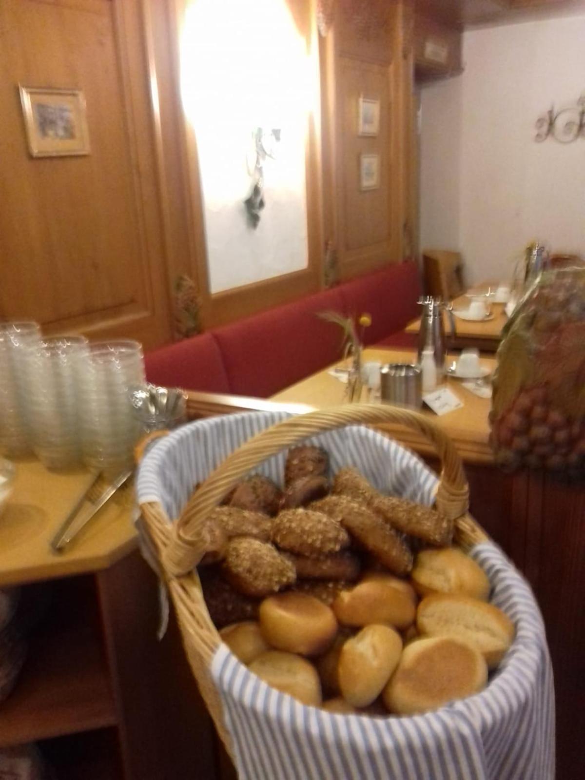 Hotel Zum Goldenen Ochsen مايكامير المظهر الخارجي الصورة