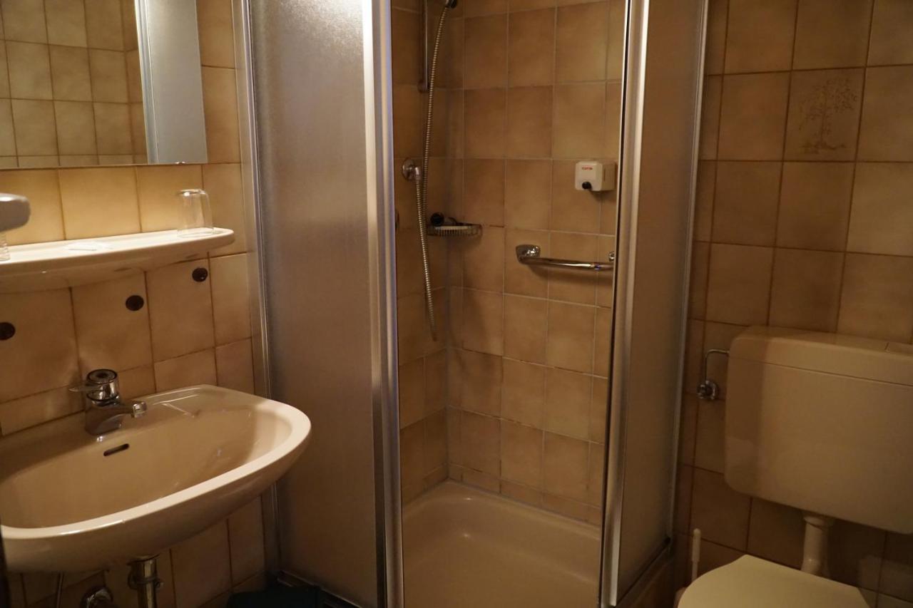 Hotel Zum Goldenen Ochsen مايكامير المظهر الخارجي الصورة